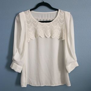 Simple White Blouse Top 3/4 Sleeve